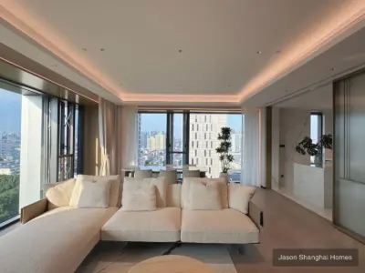 Baoli Shibo Tianyue 4BR with River Outlook apartment in Pudong, Shanghai - Photo 2 thumbnail