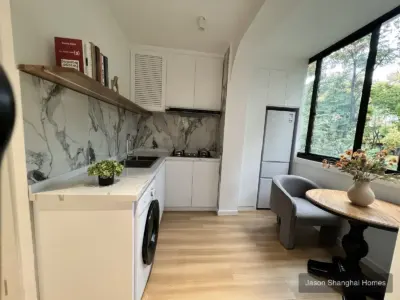 Changchun Xiaoqu Green-View 1BR apartment in Jing'an, Shanghai - Photo 1 thumbnail