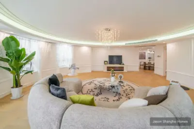 London Plaza 4BR with Pool Access in Changning apartment in Changning, Shanghai - Photo 9 thumbnail