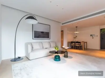 Shimao Riviera Garden 1BR near Shangcheng Road apartment in Pudong, Shanghai - Photo 4 thumbnail