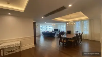 Skyline Mansion 301sqm 3BR in Lujiazui apartment in Pudong, Shanghai - Photo 2 thumbnail