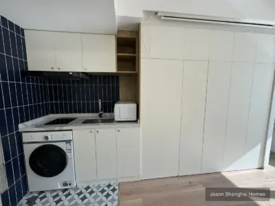 Thomson Center 1BR near Shangcheng Road apartment in Pudong, Shanghai - Photo 9 thumbnail