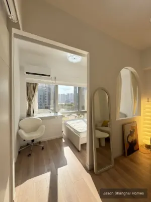 Thomson Center 1BR near Shangcheng Road apartment in Pudong, Shanghai - Photo 10 thumbnail