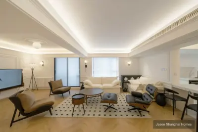 Xin'an Building 3BR with Two Suites and Radiator Heating apartment in Jing'an, Shanghai - Photo 2 thumbnail