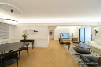 Xin'an Building 3BR with Two Suites and Radiator Heating apartment in Jing'an, Shanghai - Photo 10 thumbnail
